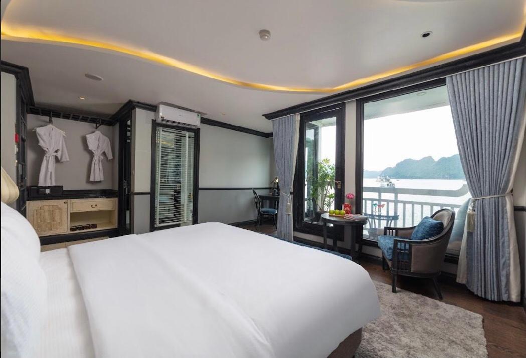 Madeline Cruises Hotel Ha Long Buitenkant foto